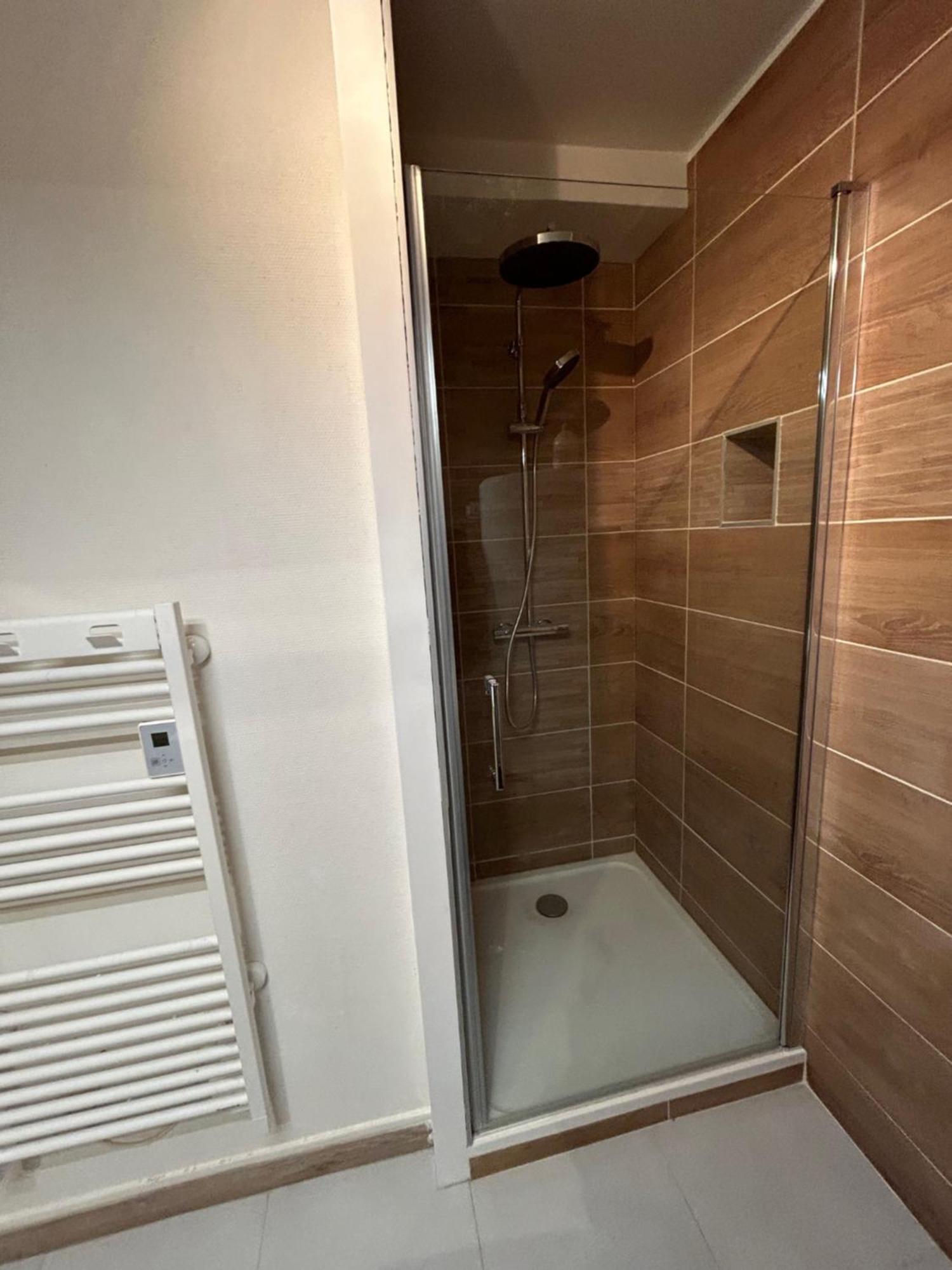 Spacieux Appartement Au Coeur Du Centre Historique De ดีน็อง ภายนอก รูปภาพ