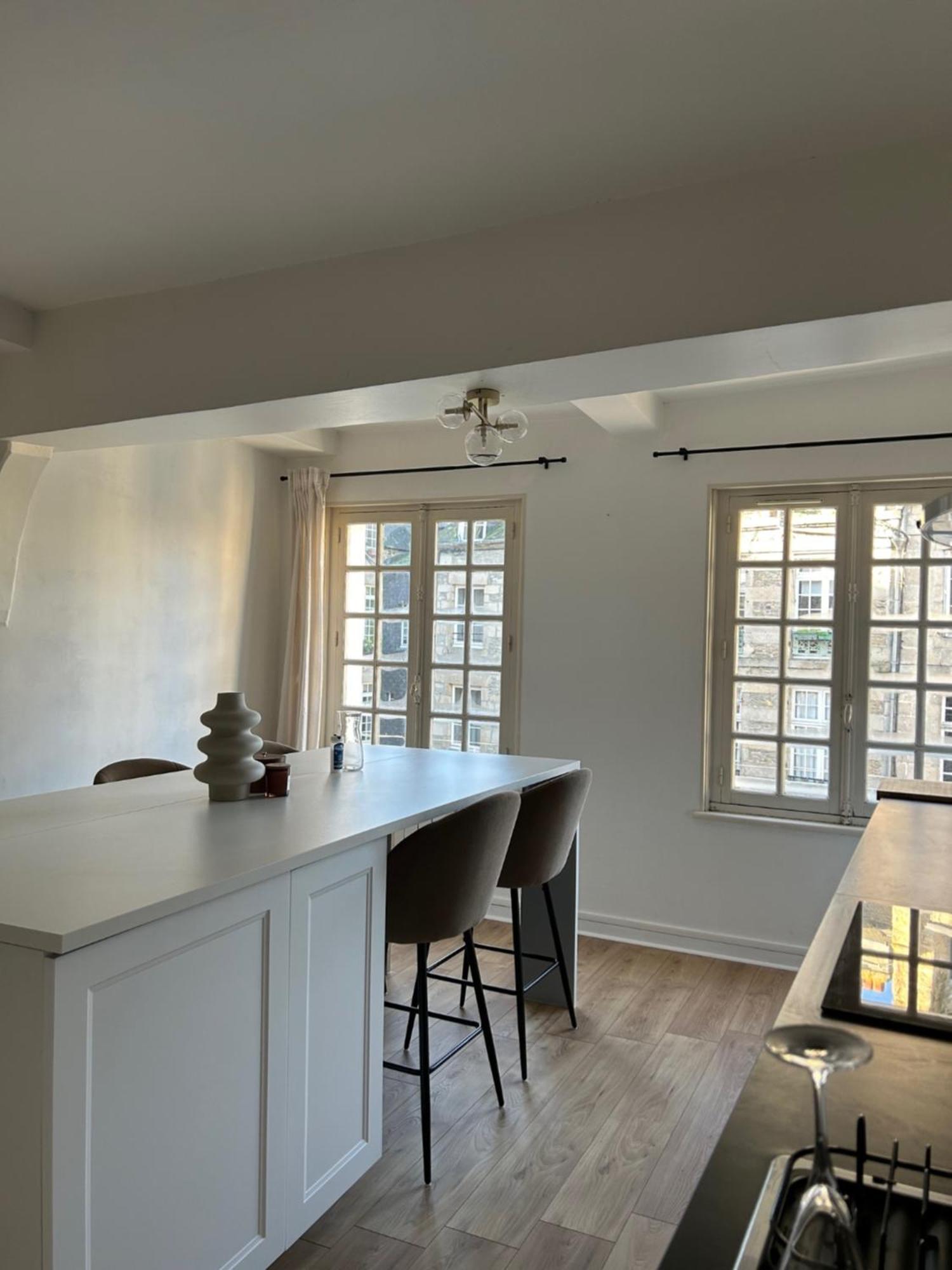 Spacieux Appartement Au Coeur Du Centre Historique De ดีน็อง ภายนอก รูปภาพ